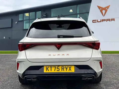 4 of 46 for CUPRA LEON 1.5 eTSI 150 V2 5dr DSG