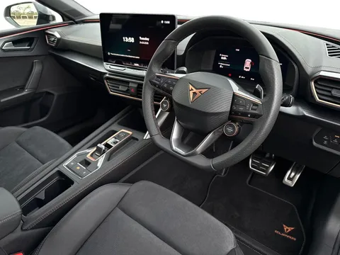 8 of 46 for CUPRA LEON 1.5 eTSI 150 V2 5dr DSG