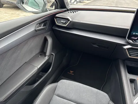 15 of 46 for CUPRA LEON 1.5 eTSI 150 V2 5dr DSG