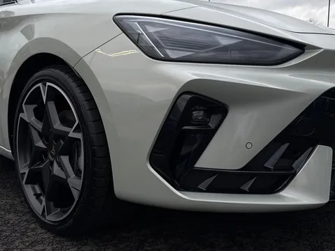 17 of 46 for CUPRA LEON 1.5 eTSI 150 V2 5dr DSG