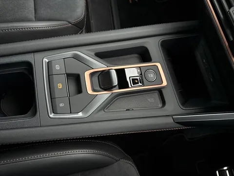 20 of 46 for CUPRA LEON 1.5 eTSI 150 V2 5dr DSG