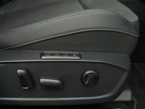 32 of 46 for CUPRA LEON 1.5 eTSI 150 V2 5dr DSG