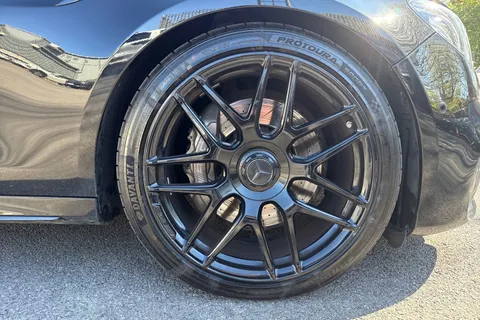 KV67VLD Mercedes-Benz E Class 4.0 E63 V8 BiTurbo AMG SpdS MCT 4MATIC+ Euro 6 (s/s) 4dr Thumbnail #8