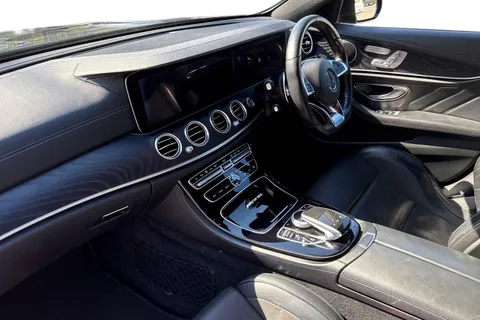 KV67VLD Mercedes-Benz E Class 4.0 E63 V8 BiTurbo AMG SpdS MCT 4MATIC+ Euro 6 (s/s) 4dr Thumbnail #10