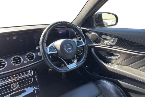 KV67VLD Mercedes-Benz E Class 4.0 E63 V8 BiTurbo AMG SpdS MCT 4MATIC+ Euro 6 (s/s) 4dr Thumbnail #14