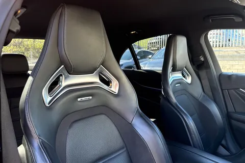 KV67VLD Mercedes-Benz E Class 4.0 E63 V8 BiTurbo AMG SpdS MCT 4MATIC+ Euro 6 (s/s) 4dr Thumbnail #22