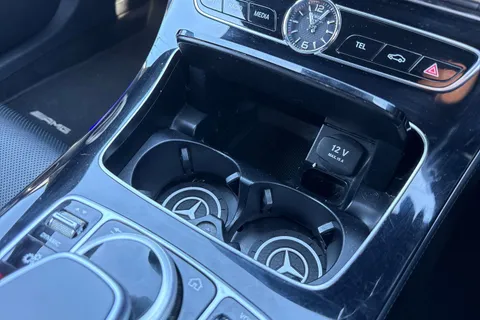 KV67VLD Mercedes-Benz E Class 4.0 E63 V8 BiTurbo AMG SpdS MCT 4MATIC+ Euro 6 (s/s) 4dr Thumbnail #46