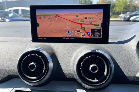 MT22DLX Audi Q2 Black Edition 35 TFSI  150 PS S tronic Thumbnail #17