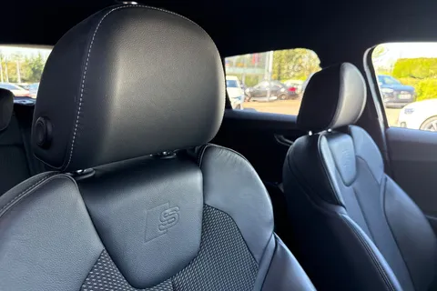 MT22DLX Audi Q2 Black Edition 35 TFSI  150 PS S tronic Thumbnail #24