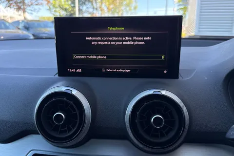 MT22DLX Audi Q2 Black Edition 35 TFSI  150 PS S tronic Thumbnail #31