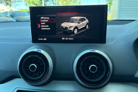 MT22DLX Audi Q2 Black Edition 35 TFSI  150 PS S tronic Thumbnail #34