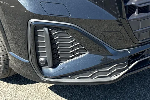 MT22DLX Audi Q2 Black Edition 35 TFSI  150 PS S tronic Thumbnail #37