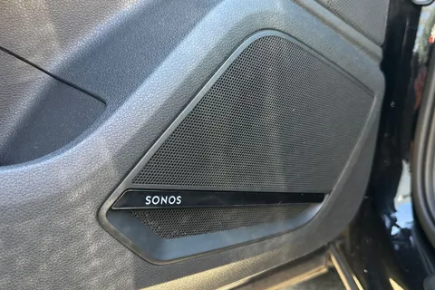 MT22DLX Audi Q2 Black Edition 35 TFSI  150 PS S tronic Thumbnail #38