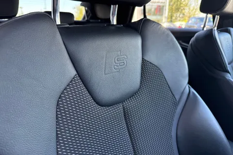 MT22DLX Audi Q2 Black Edition 35 TFSI  150 PS S tronic Thumbnail #44