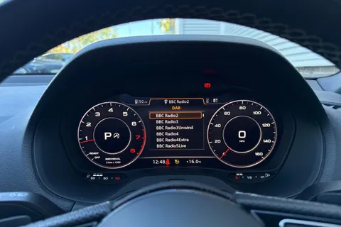 MT22DLX Audi Q2 Black Edition 35 TFSI  150 PS S tronic Thumbnail #47