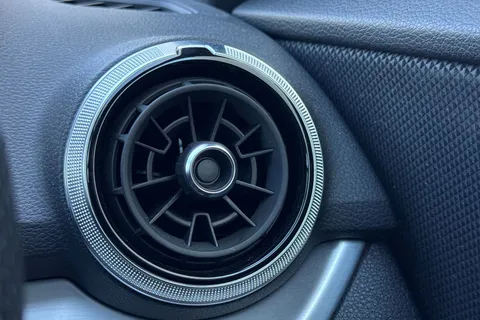 MT22DLX Audi Q2 Black Edition 35 TFSI  150 PS S tronic Thumbnail #55