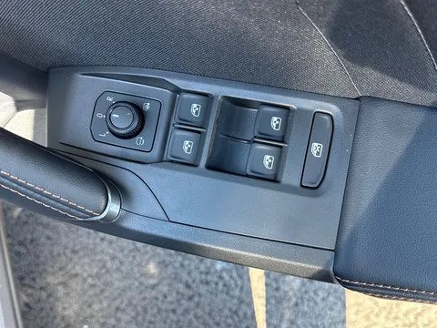  CUPRA Formentor 1.5 eTSI V1 DSG Euro 6 (s/s) 5dr Thumbnail #18