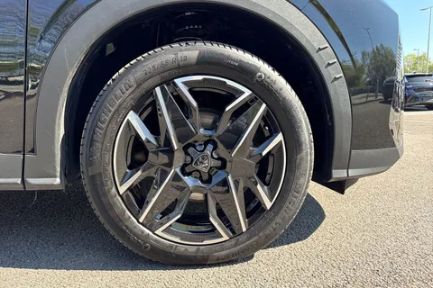 KP25OZL PEUGEOT 3008 1.2 GT e-DSC6 Euro 6 (s/s) 5dr Thumbnail #10