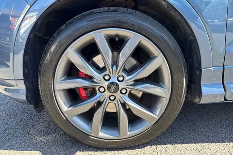 YV19DVX Ford Kuga 2.0 TDCi EcoBlue ST-Line Edition SUV 5dr Diesel Manual AWD Euro 6 (s/s) (180 ps) Thumbnail #14