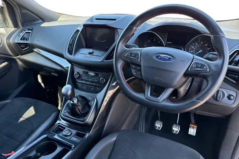 YV19DVX Ford Kuga 2.0 TDCi EcoBlue ST-Line Edition SUV 5dr Diesel Manual AWD Euro 6 (s/s) (180 ps) Thumbnail #15