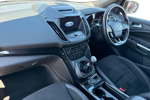 YV19DVX Ford Kuga 2.0 TDCi EcoBlue ST-Line Edition SUV 5dr Diesel Manual AWD Euro 6 (s/s) (180 ps) Thumbnail #16