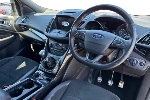 YV19DVX Ford Kuga 2.0 TDCi EcoBlue ST-Line Edition SUV 5dr Diesel Manual AWD Euro 6 (s/s) (180 ps) Thumbnail #19
