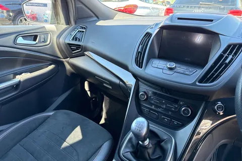 YV19DVX Ford Kuga 2.0 TDCi EcoBlue ST-Line Edition SUV 5dr Diesel Manual AWD Euro 6 (s/s) (180 ps) Thumbnail #21