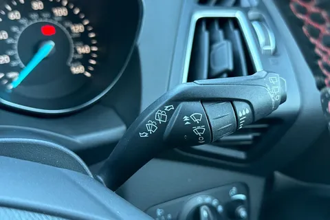 YV19DVX Ford Kuga 2.0 TDCi EcoBlue ST-Line Edition SUV 5dr Diesel Manual AWD Euro 6 (s/s) (180 ps) Thumbnail #37