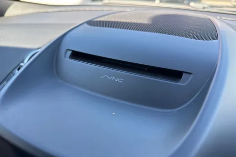 YV19DVX Ford Kuga 2.0 TDCi EcoBlue ST-Line Edition SUV 5dr Diesel Manual AWD Euro 6 (s/s) (180 ps) Thumbnail #42