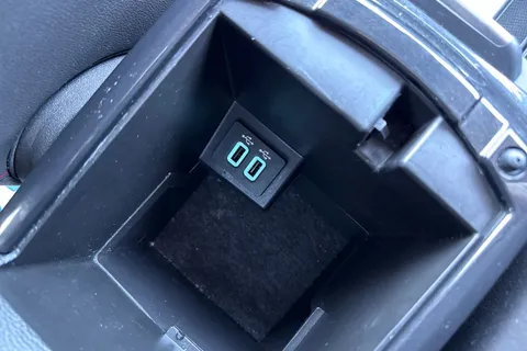 YV19DVX Ford Kuga 2.0 TDCi EcoBlue ST-Line Edition SUV 5dr Diesel Manual AWD Euro 6 (s/s) (180 ps) Thumbnail #46