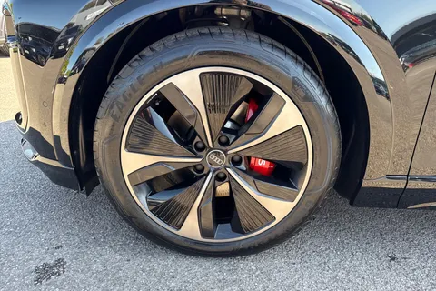  Audi Sq6 E-Tron 100kWh S Black Edition Auto quattro 5dr Thumbnail #10