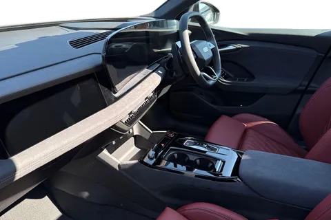  Audi Sq6 E-Tron 100kWh S Black Edition Auto quattro 5dr Thumbnail #15