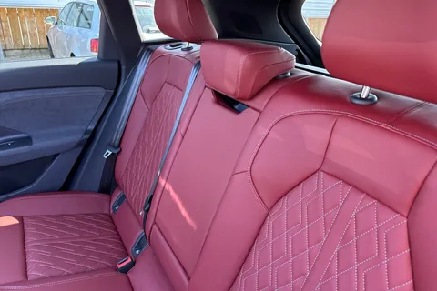  Audi Sq6 E-Tron 100kWh S Black Edition Auto quattro 5dr Thumbnail #19