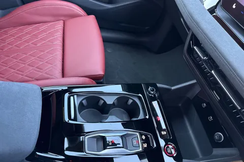  Audi Sq6 E-Tron 100kWh S Black Edition Auto quattro 5dr Thumbnail #23