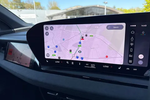  Audi Sq6 E-Tron 100kWh S Black Edition Auto quattro 5dr Thumbnail #35