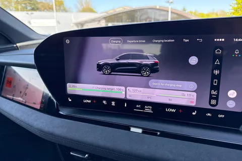  Audi Sq6 E-Tron 100kWh S Black Edition Auto quattro 5dr Thumbnail #39