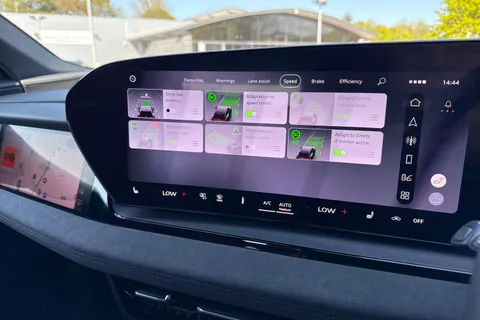  Audi Sq6 E-Tron 100kWh S Black Edition Auto quattro 5dr Thumbnail #45