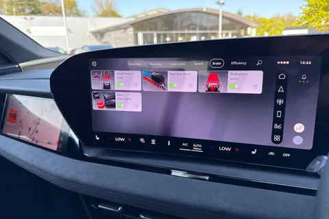  Audi Sq6 E-Tron 100kWh S Black Edition Auto quattro 5dr Thumbnail #46