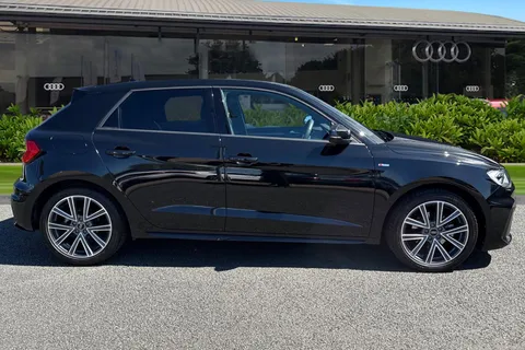 DX73XEL Audi A1 S line 30 TFSI  110 PS S tronic Thumbnail #4
