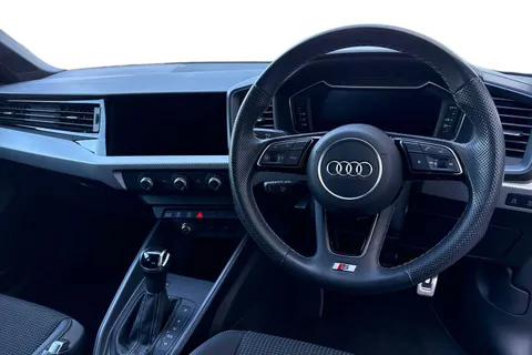 DX73XEL Audi A1 S line 30 TFSI  110 PS S tronic Thumbnail #19