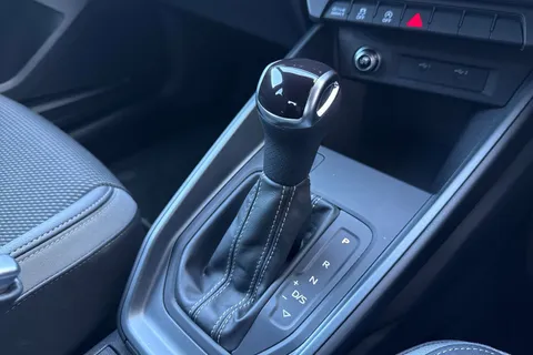 DX73XEL Audi A1 S line 30 TFSI  110 PS S tronic Thumbnail #24
