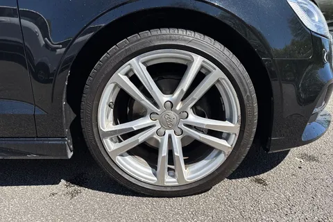 LD69PWK Audi A3 1.5 TFSI CoD 35 S line S Tronic Euro 6 (s/s) 4dr Thumbnail #11