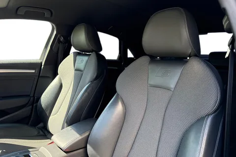 LD69PWK Audi A3 1.5 TFSI CoD 35 S line S Tronic Euro 6 (s/s) 4dr Thumbnail #17