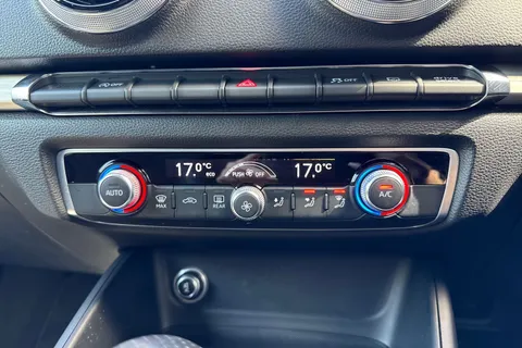 LD69PWK Audi A3 1.5 TFSI CoD 35 S line S Tronic Euro 6 (s/s) 4dr Thumbnail #23