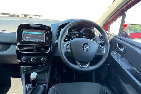 18 of 61 for Renault Clio 1.2 16V Dynamique Nav Euro 6 5dr