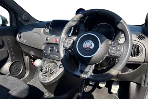 MJ19YTV Abarth 595C 1.4 T-Jet Competizione 70th Cabrio Euro 6 2dr Thumbnail #14