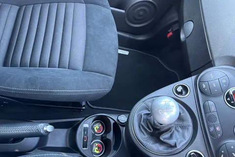 MJ19YTV Abarth 595C 1.4 T-Jet Competizione 70th Cabrio Euro 6 2dr Thumbnail #23