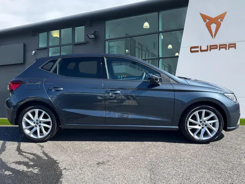 KR75TFJ SEAT Ibiza 1.0 TSI 115 FR 5dr DSG **DELIVERY MILEAGE Thumbnail #3