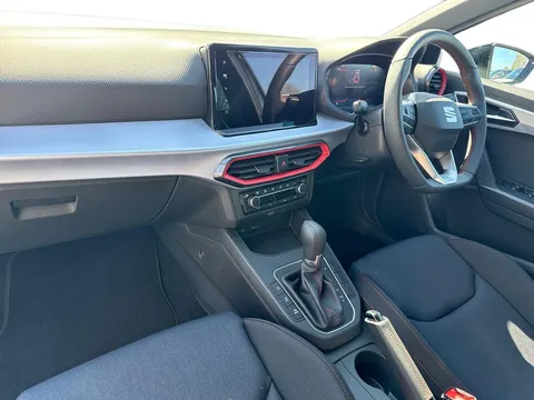 KR75TFJ SEAT Ibiza 1.0 TSI 115 FR 5dr DSG **DELIVERY MILEAGE Thumbnail #9