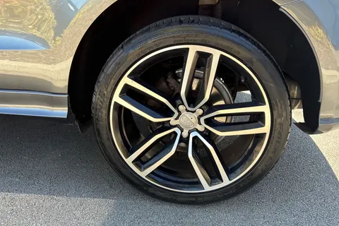 BL16GVD Audi Q5 2.0 TDI S line Plus S Tronic quattro Euro 6 (s/s) 5dr Thumbnail #12